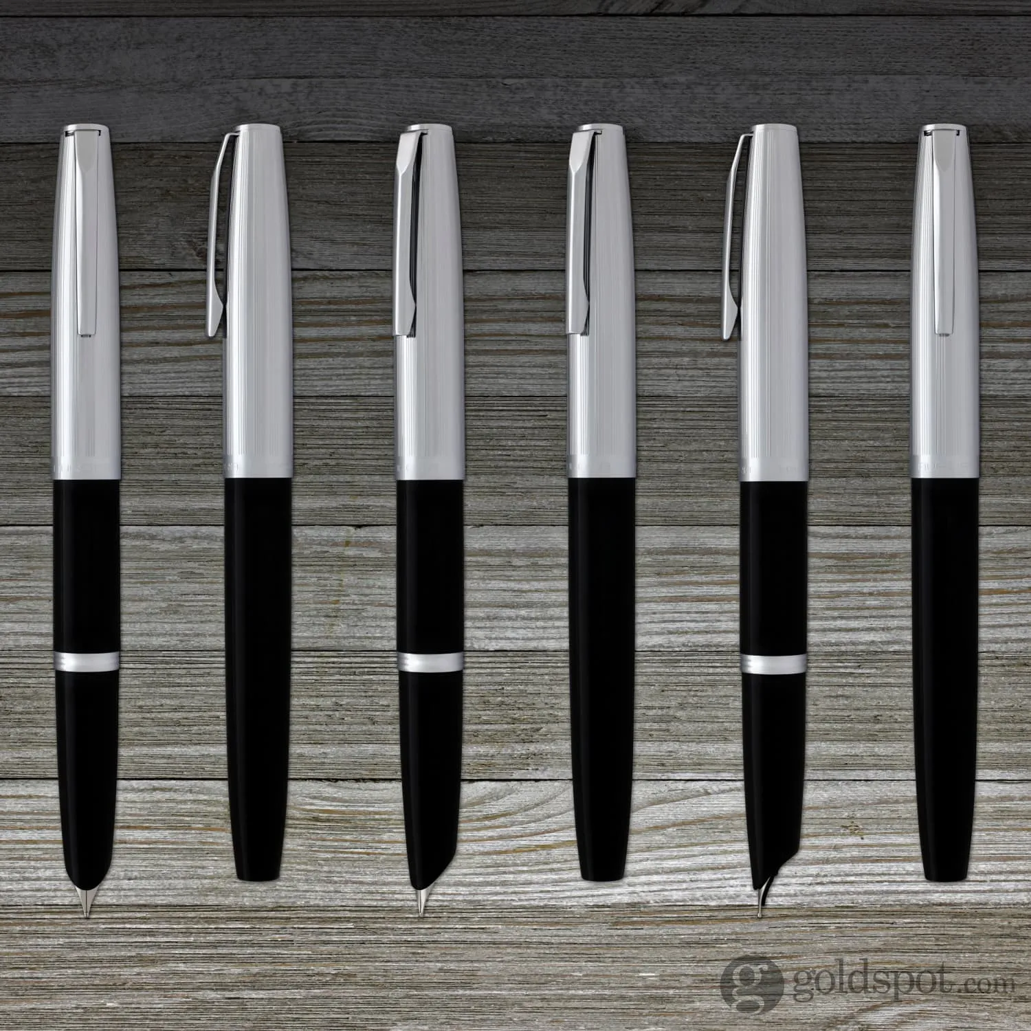 Aurora Duo Cart Fountain Pen - Black Resin With Chrome Cap, Medium Point