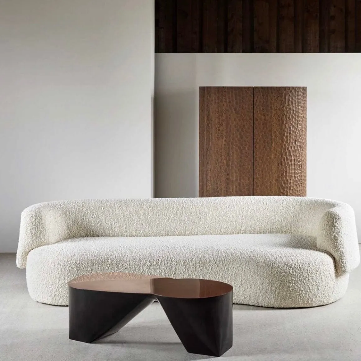 Evan Curve Sofa