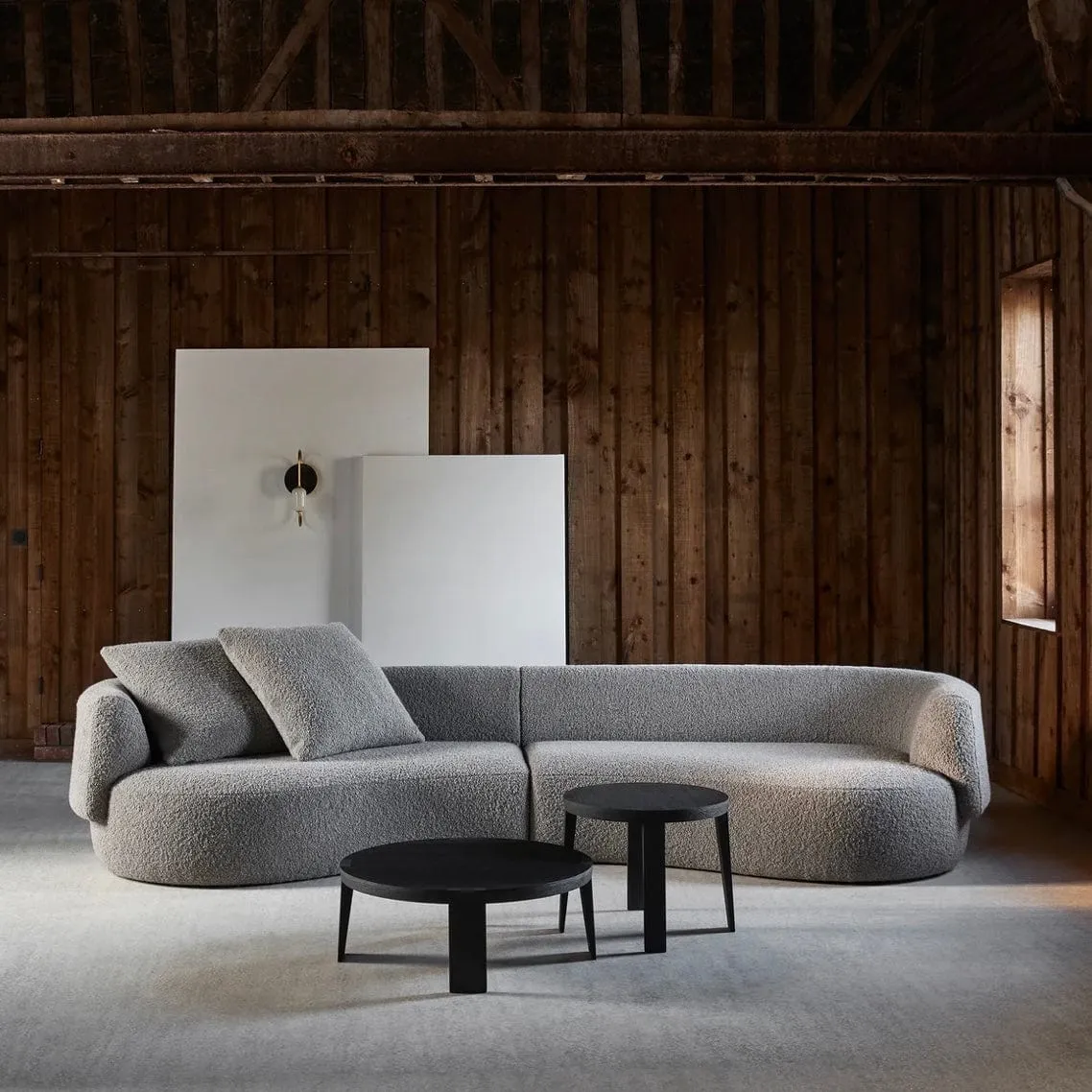 Evan Curve Sofa