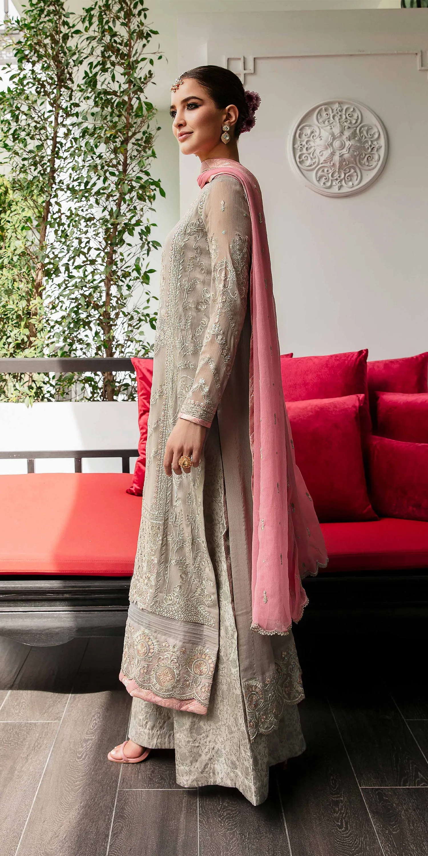 Freesia Intira Luxury Formals – HUDA - FW23-505