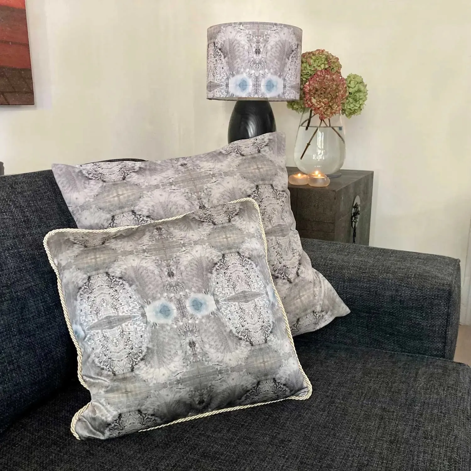 Lace Fan Pattern Silk Cushion