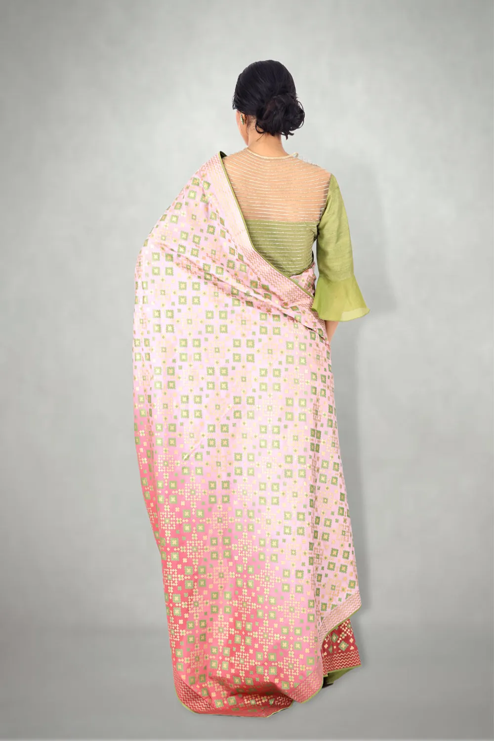 Lilac Pink  Ombre  Ikat Printed Silk Saree Set