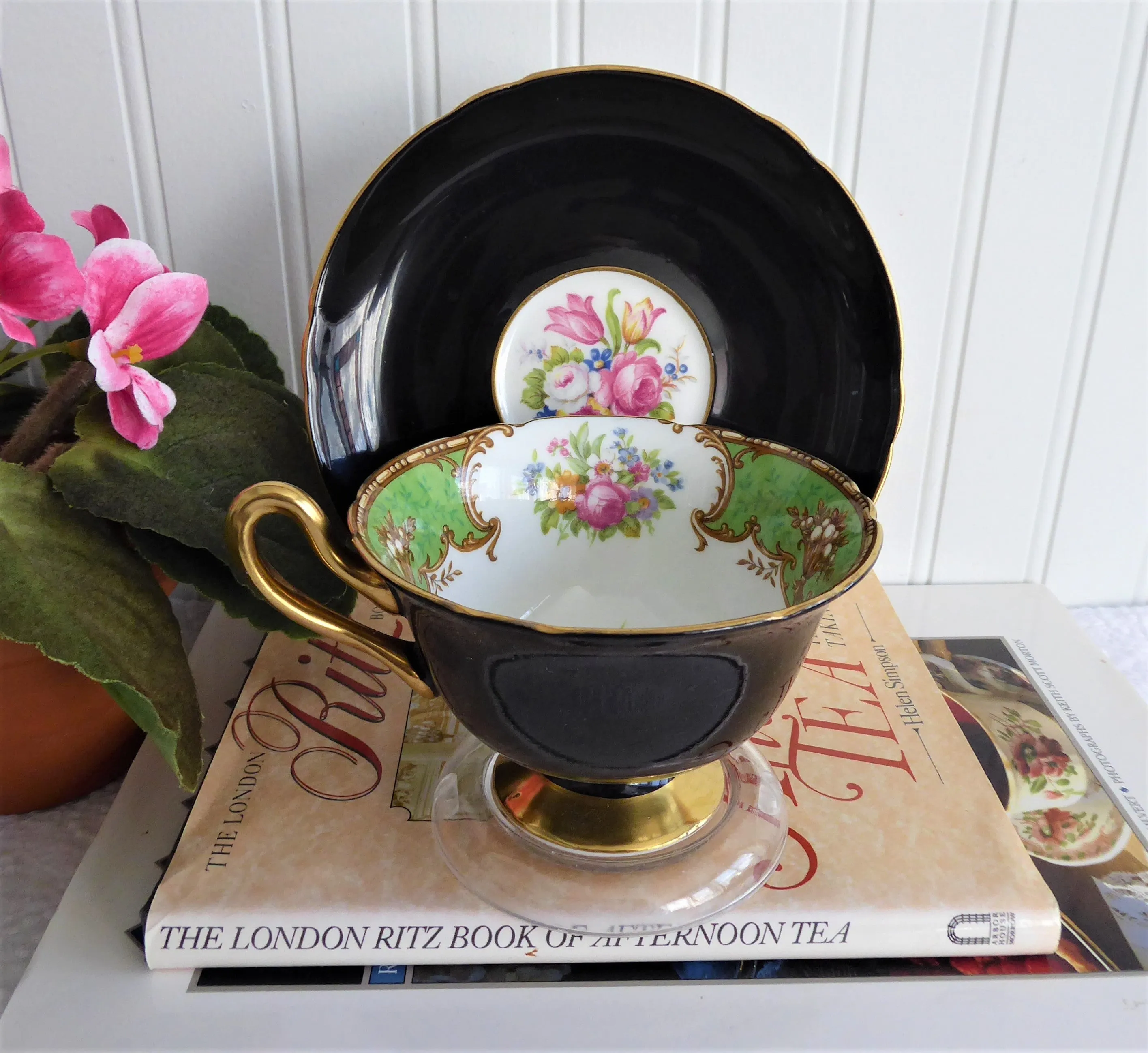 Shelley Black Teacup Duchess Green Cup and Saucer Shelley England Gainsborough 1950s