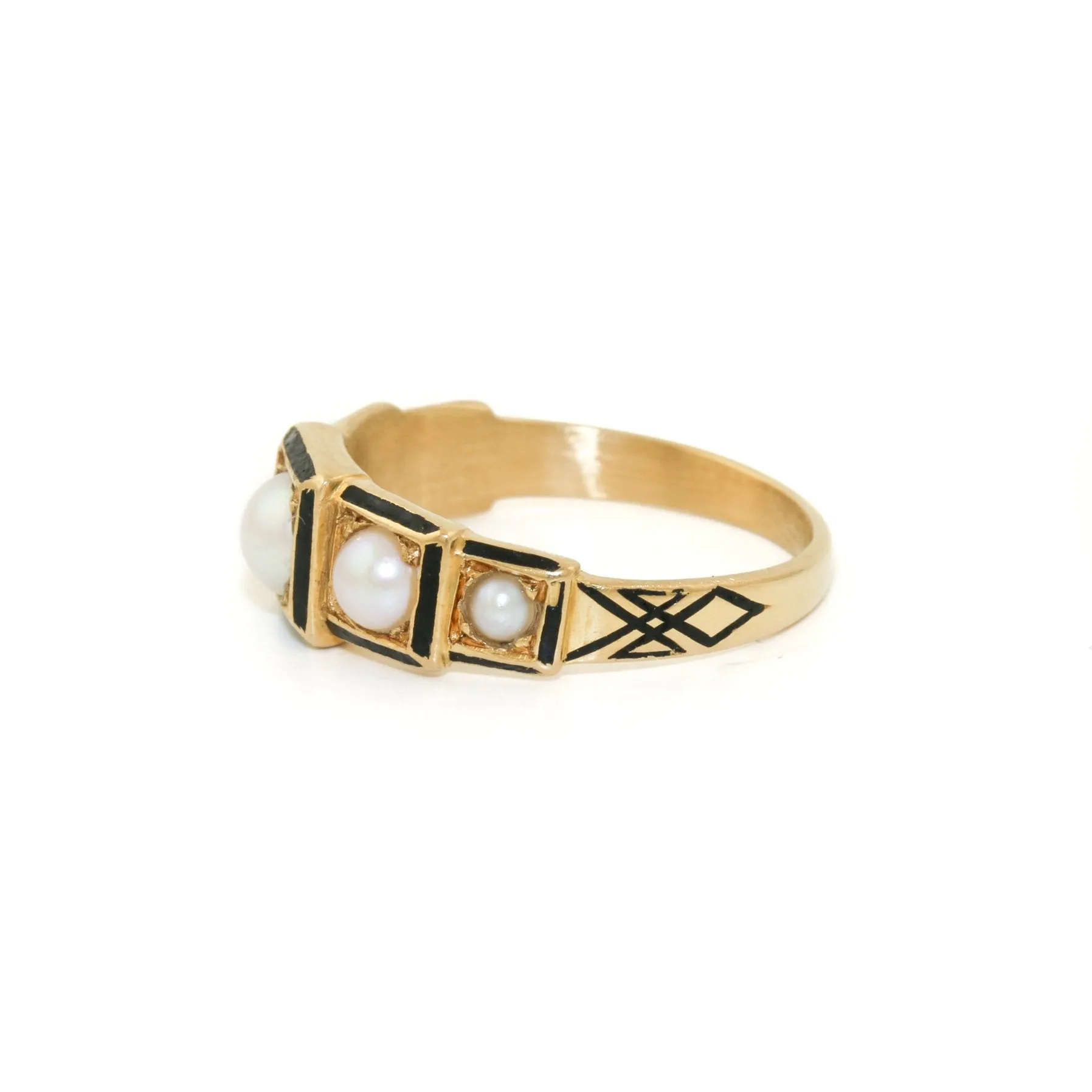 Victorian 18k Gold x Pearl & Enamel Mourning Quinet