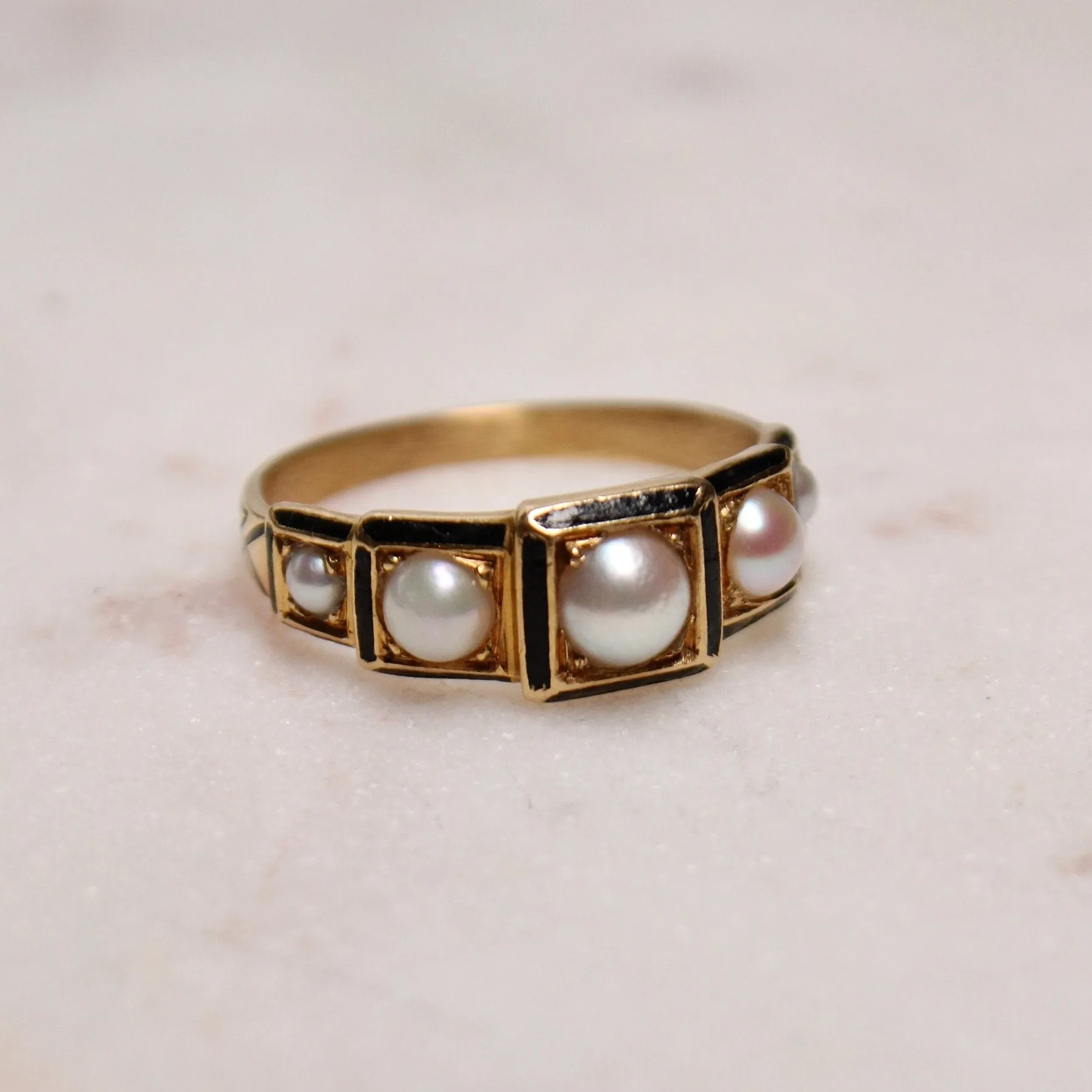 Victorian 18k Gold x Pearl & Enamel Mourning Quinet