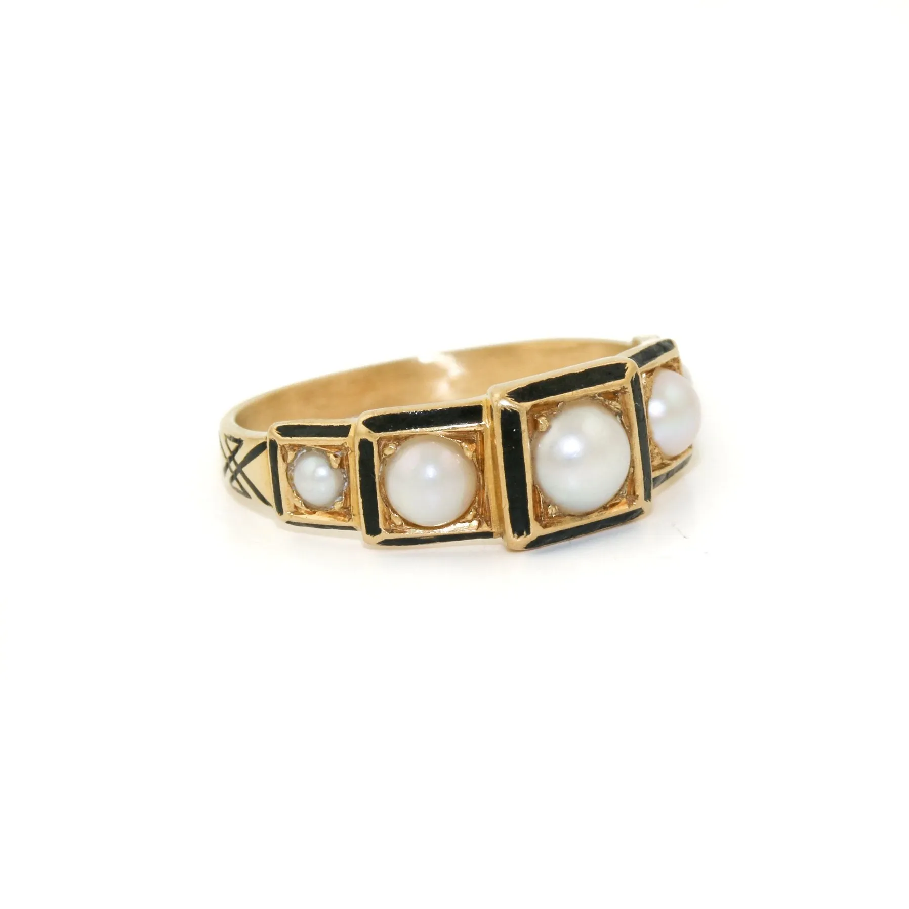 Victorian 18k Gold x Pearl & Enamel Mourning Quinet